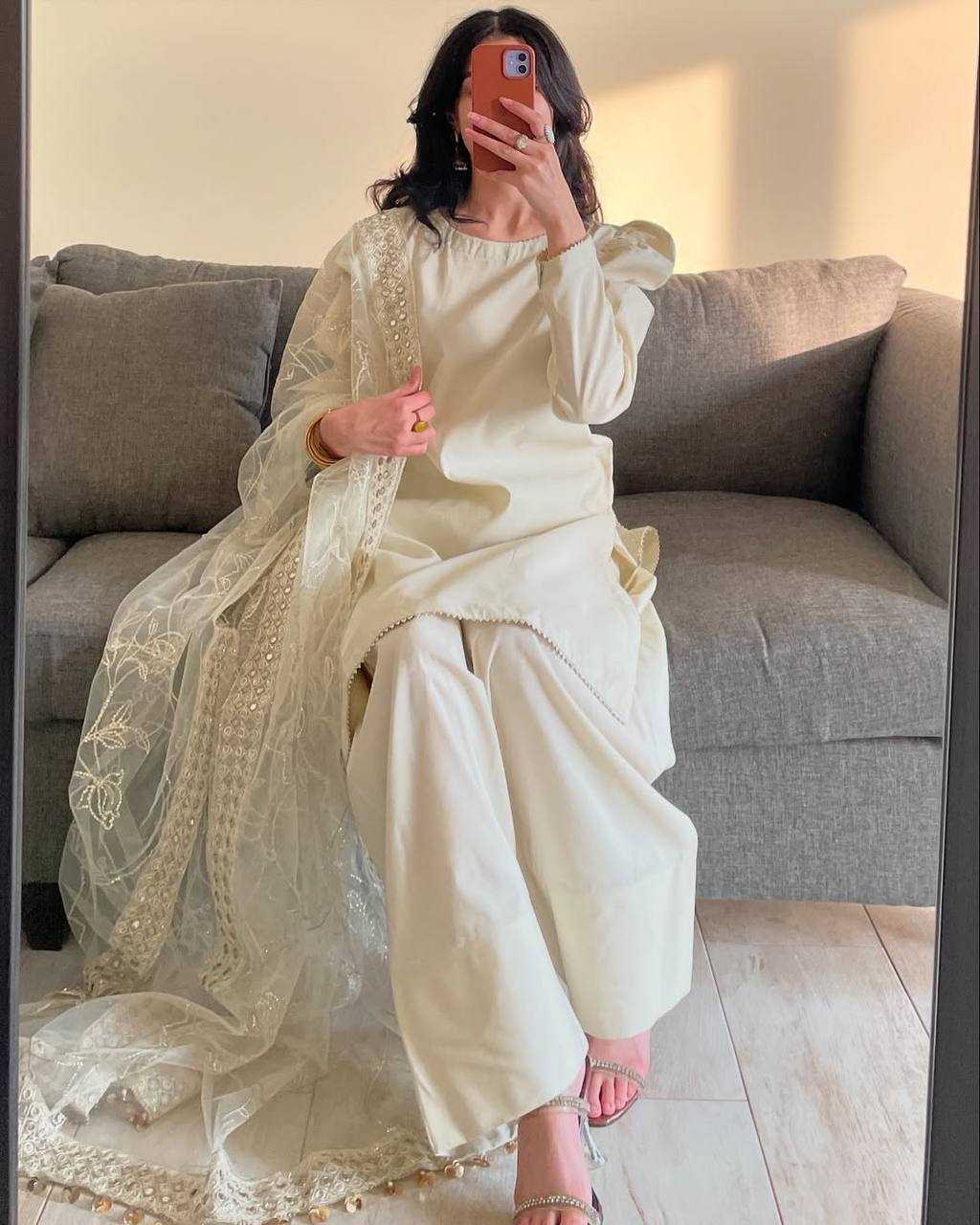 Crepe  Ladies Salwar Suits Party wear