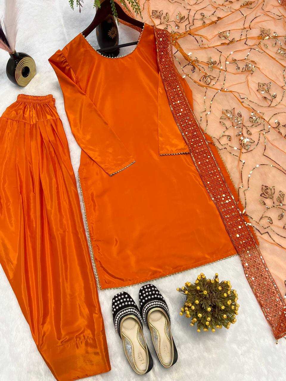 Crepe  Ladies Salwar Suits Party wear