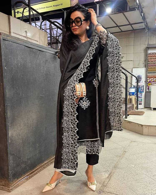 Crepe  Ladies Printed Embroidery Suit