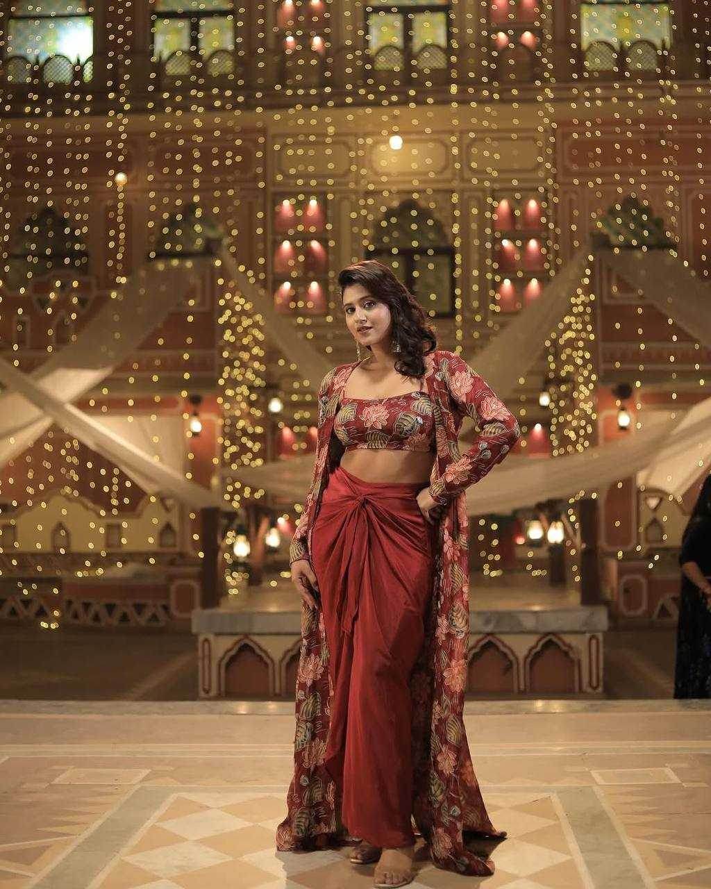 Crepe Silk Gown - MYLUXURY LANE ENTERPRISE