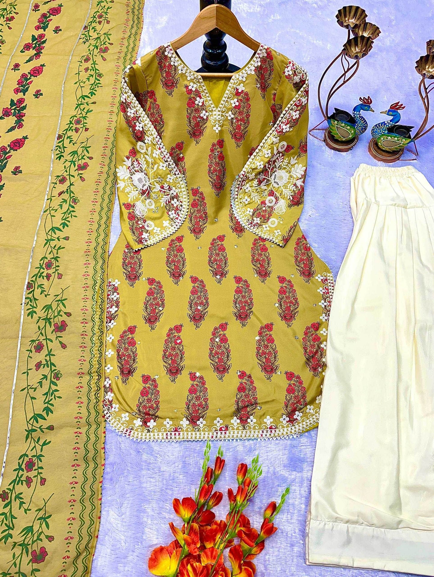 Kashmiri Printed Embroidery Suit - MYLUXURY LANE ENTERPRISE