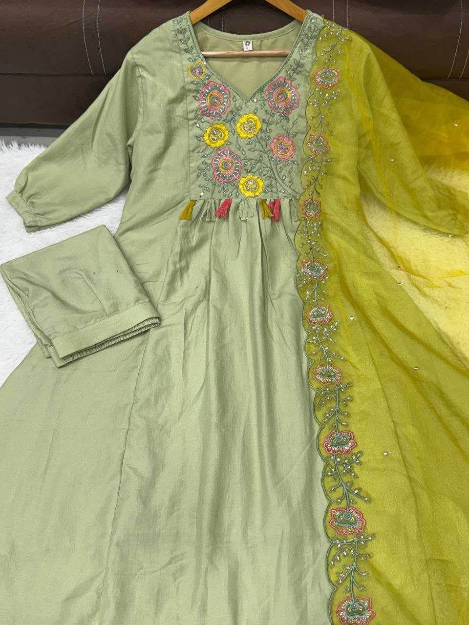 Heavy Parampara Printed Embroidery Anarkali Gown - MYLUXURY LANE ENTERPRISE