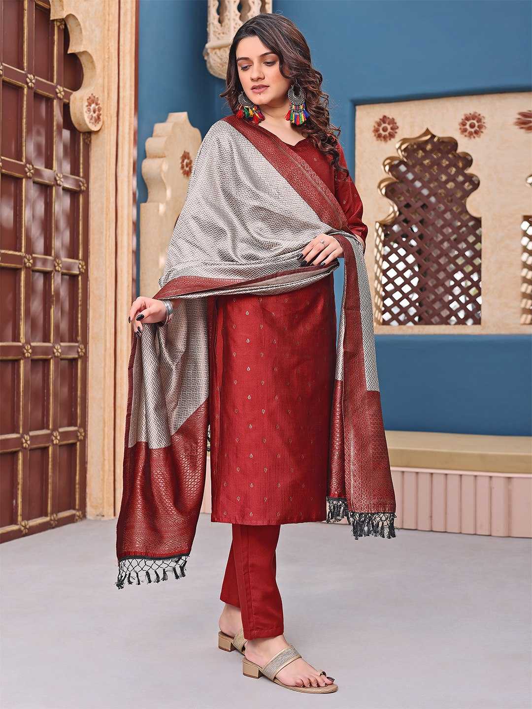 Jacquard Ladies Silk Party wear suit