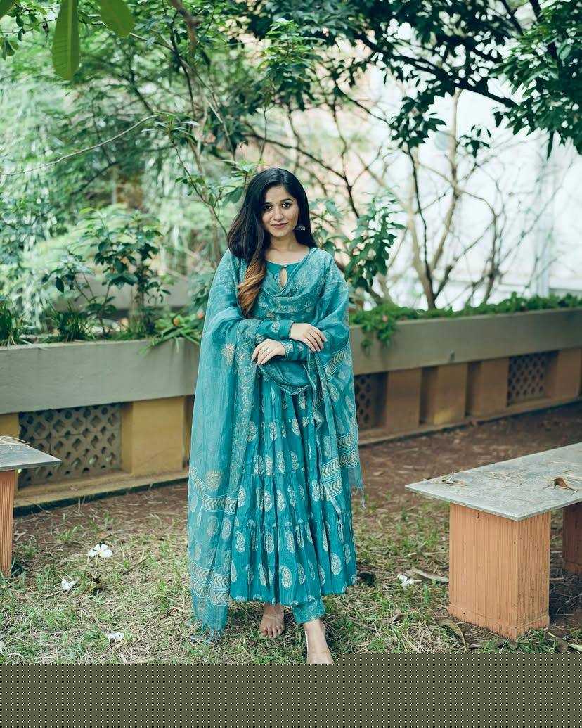 Muslin Silk Anarkali Gown Long Gown - MYLUXURY LANE ENTERPRISE