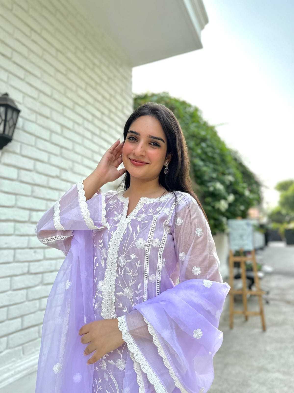 Organza  Bottom With Dupatta Embroidery  3/4 Sleeve Kurti