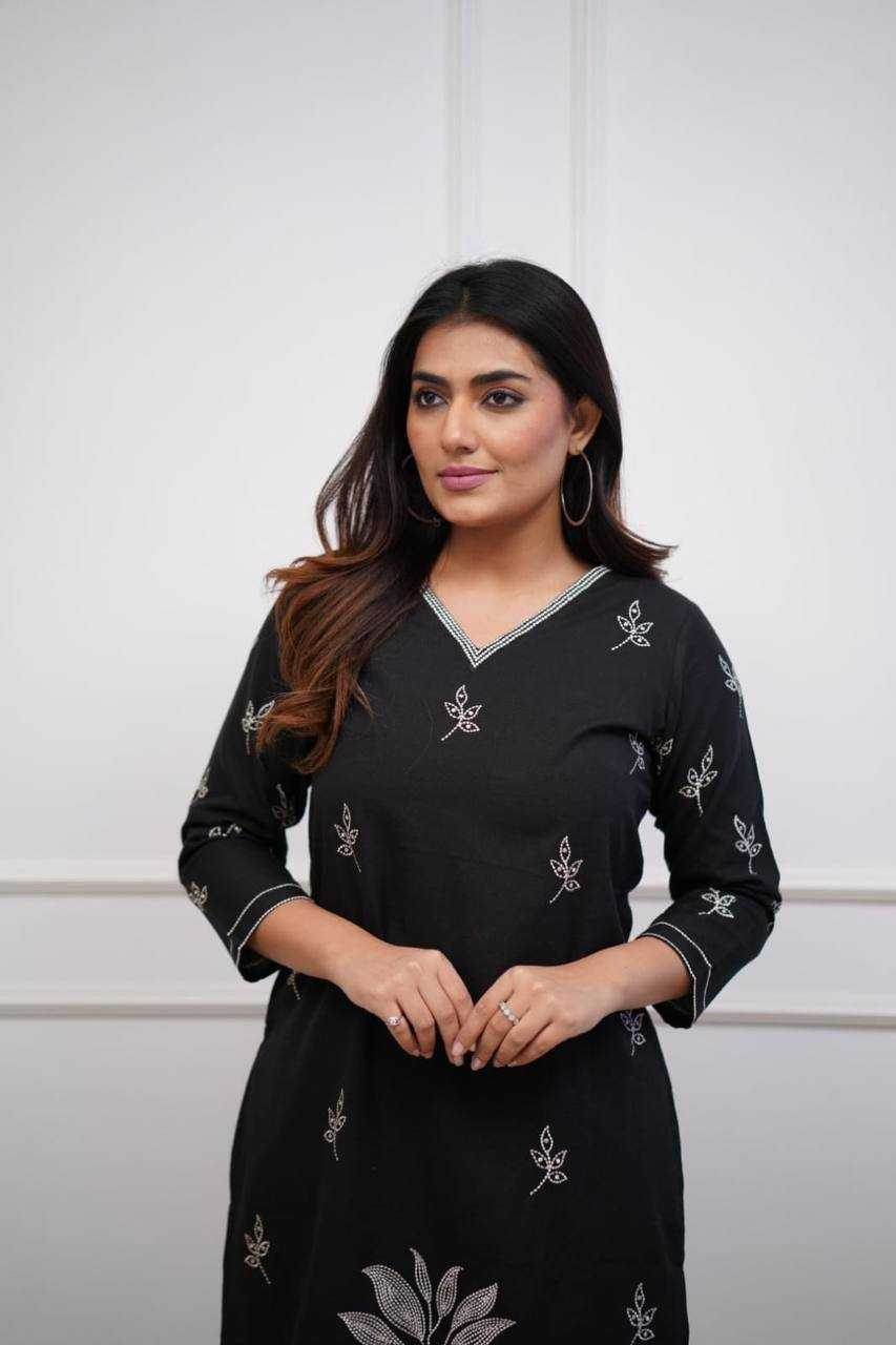 Premium Roman Silk Casual Workwear Long Kurti - MYLUXURY LANE ENTERPRISE