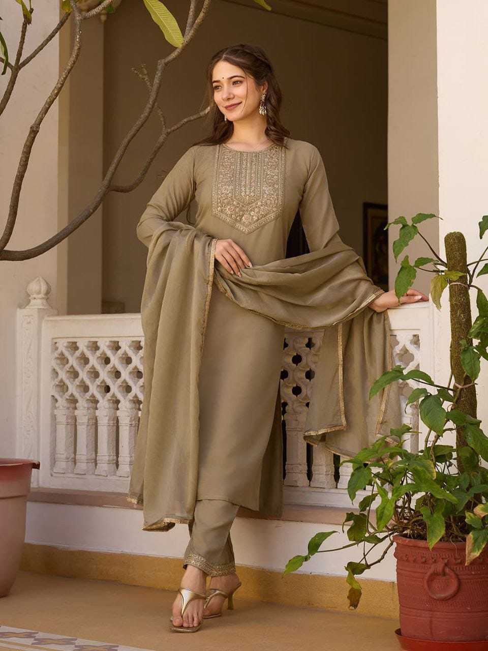 Rayon Kurtis Bottom With Dupatta
