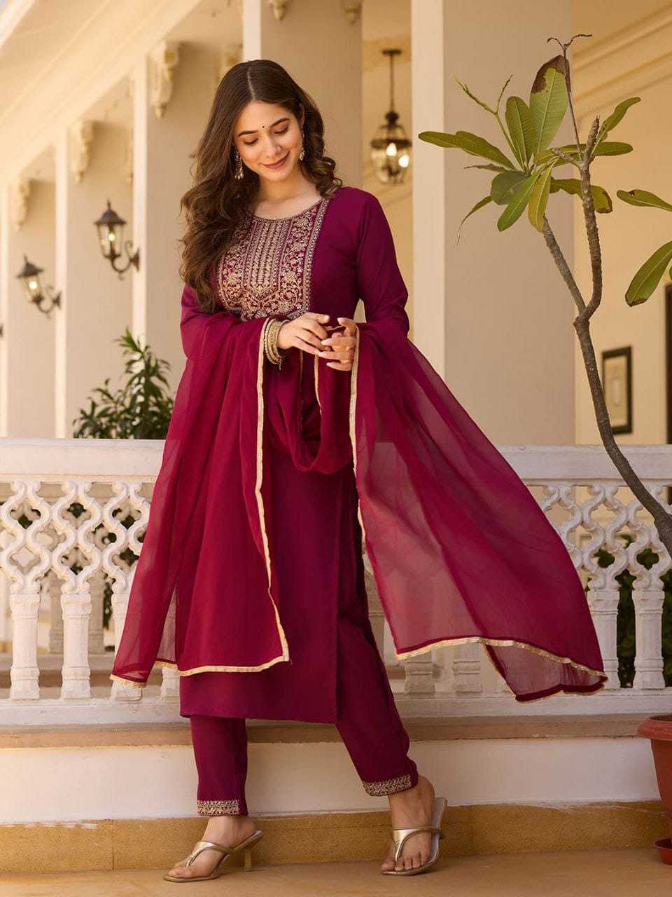 Rayon Kurtis Bottom With Dupatta
