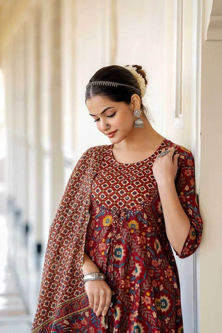 Reyon Cotton Anarkali Gown - MYLUXURY LANE ENTERPRISE