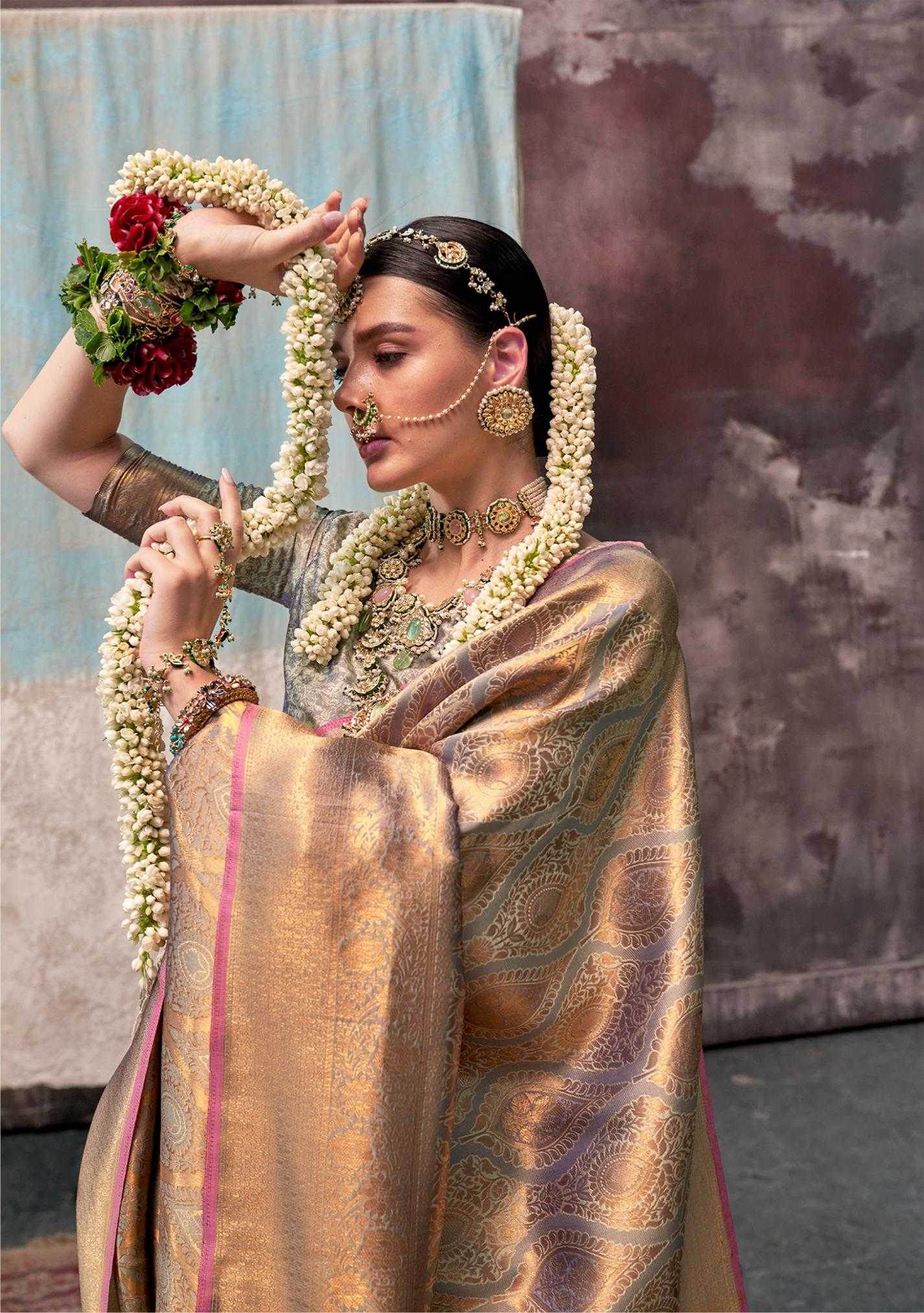 Handloom Designer Silk Zari Border Saree - MYLUXURY LANE ENTERPRISE