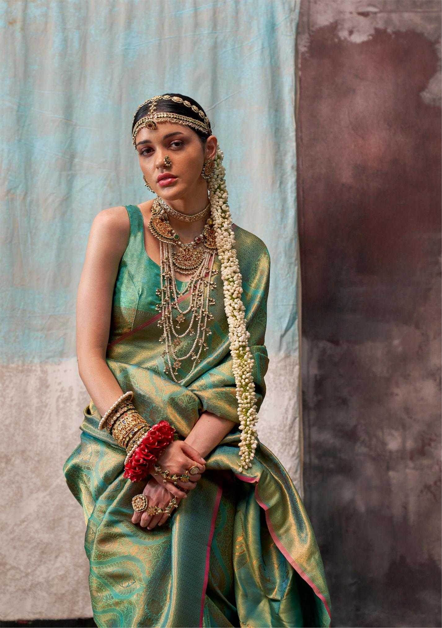 Handloom Designer Silk Zari Border Saree - MYLUXURY LANE ENTERPRISE