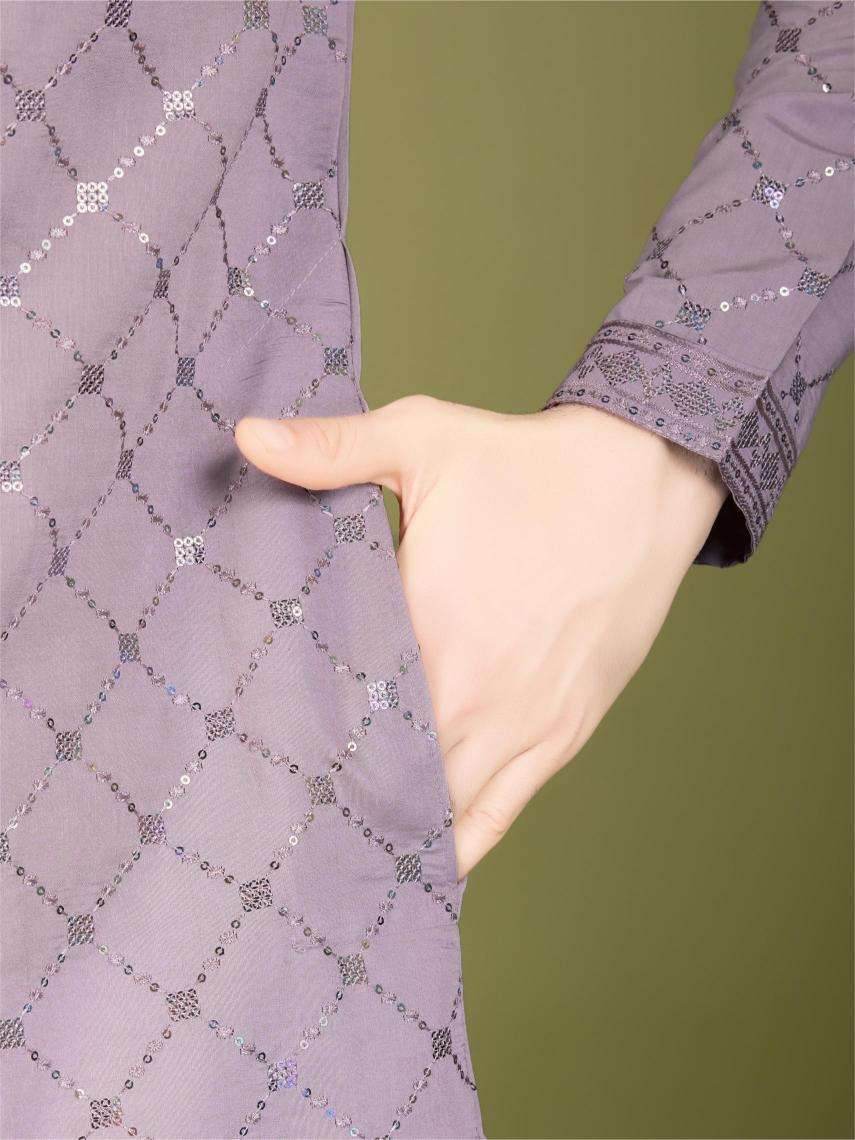 Silk Embroidered Kurta Pajama - MYLUXURY LANE ENTERPRISE