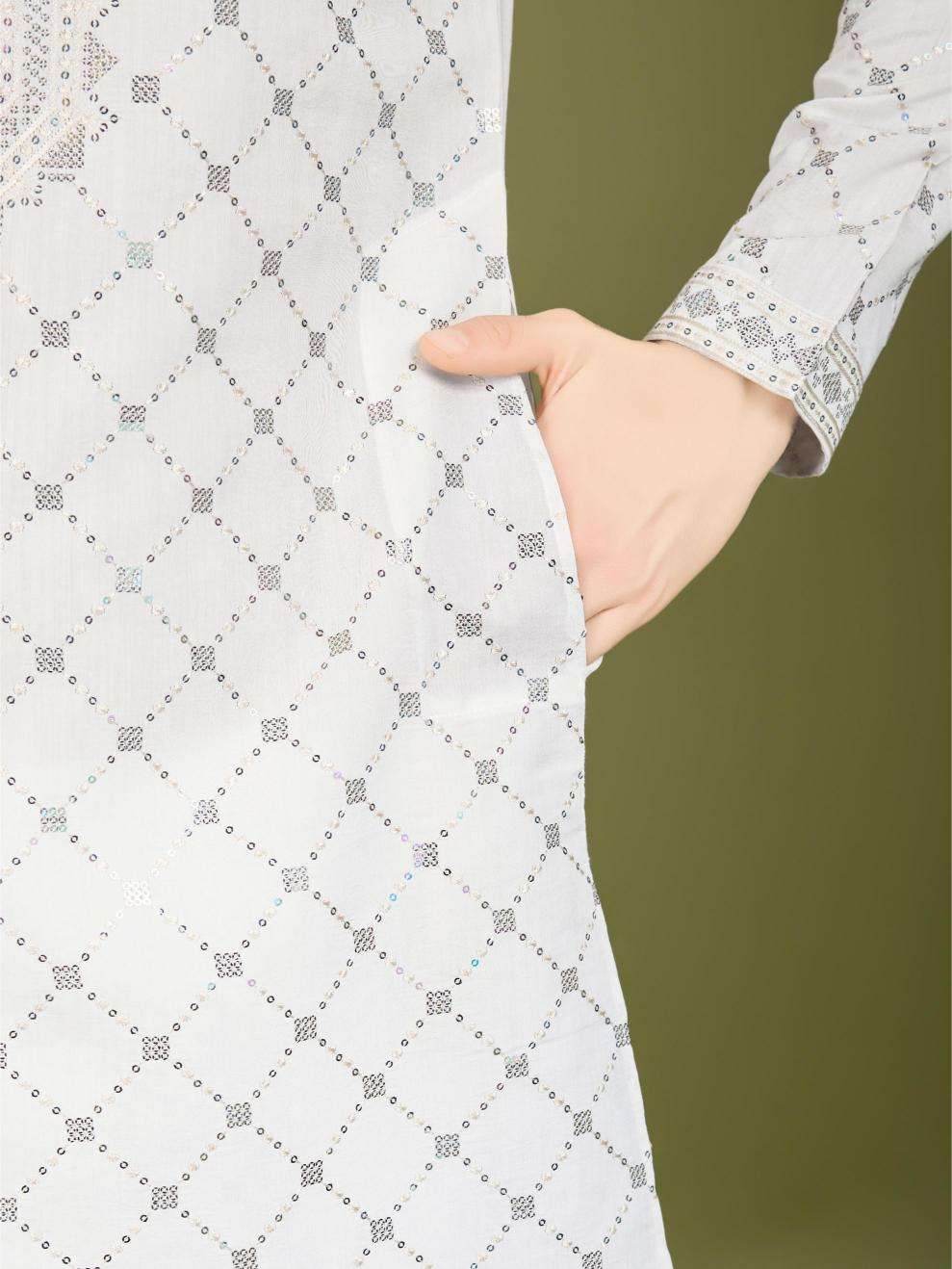 Silk Embroidered Kurta Pajama - MYLUXURY LANE ENTERPRISE