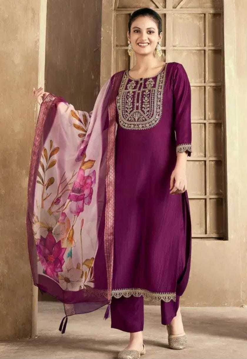 Rayon Embroidered Kurti - MYLUXURY LANE ENTERPRISE
