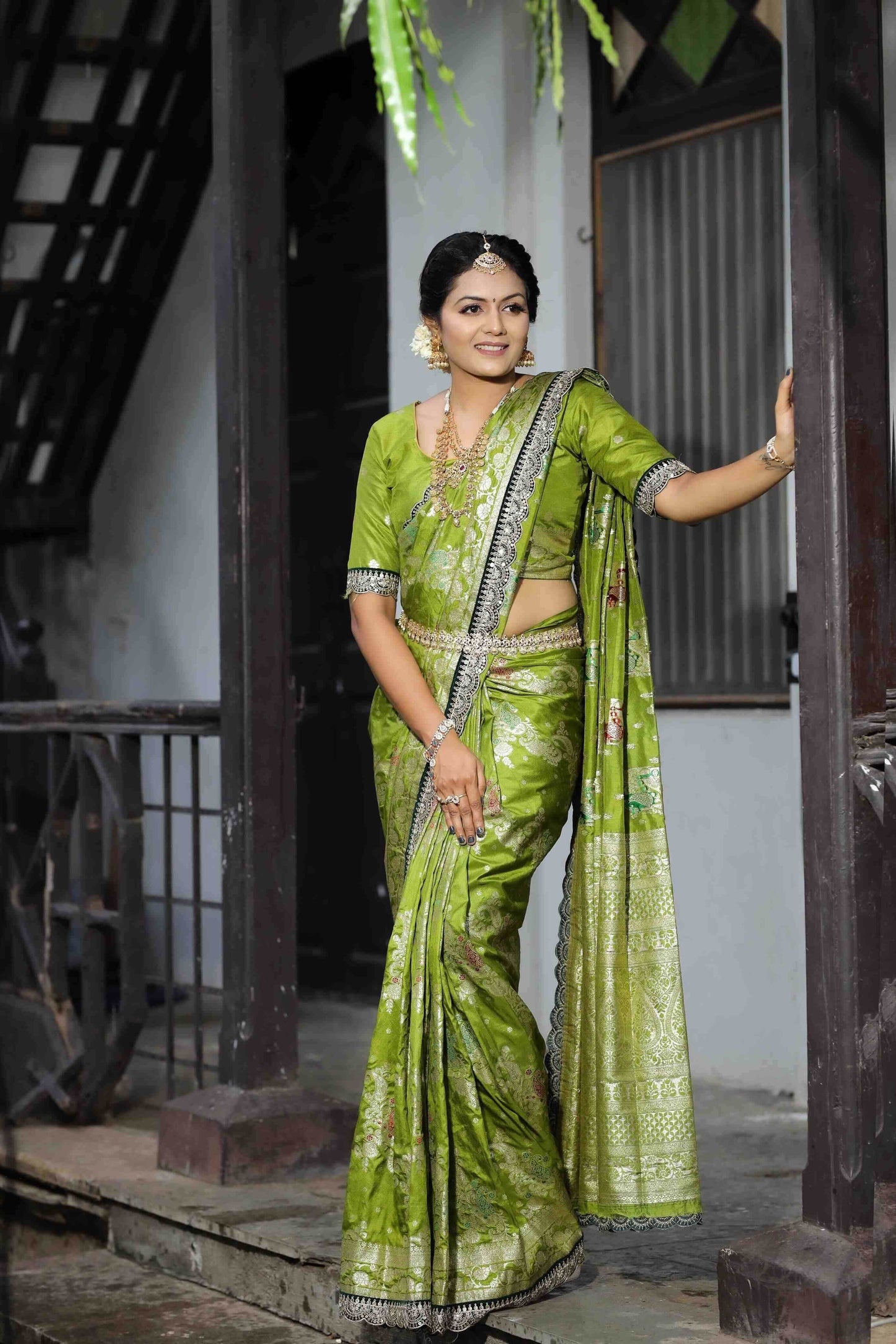 Dola Ladies Silk Sarees - MYLUXURY LANE ENTERPRISE