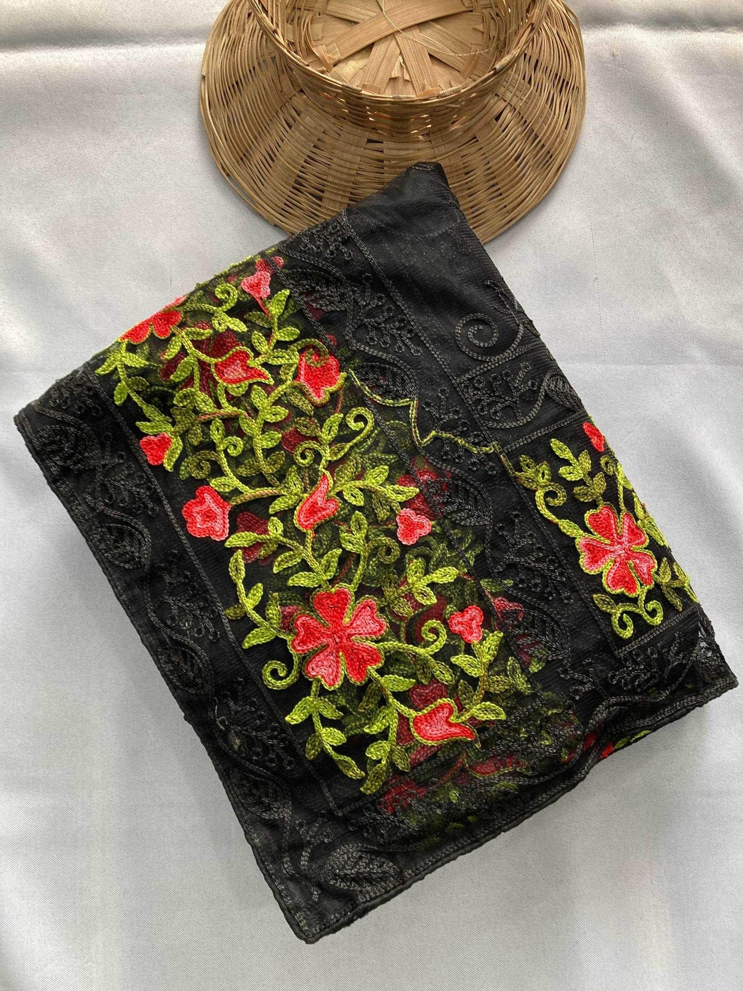 Soft Net Work Embroidered Saree - MYLUXURY LANE ENTERPRISE