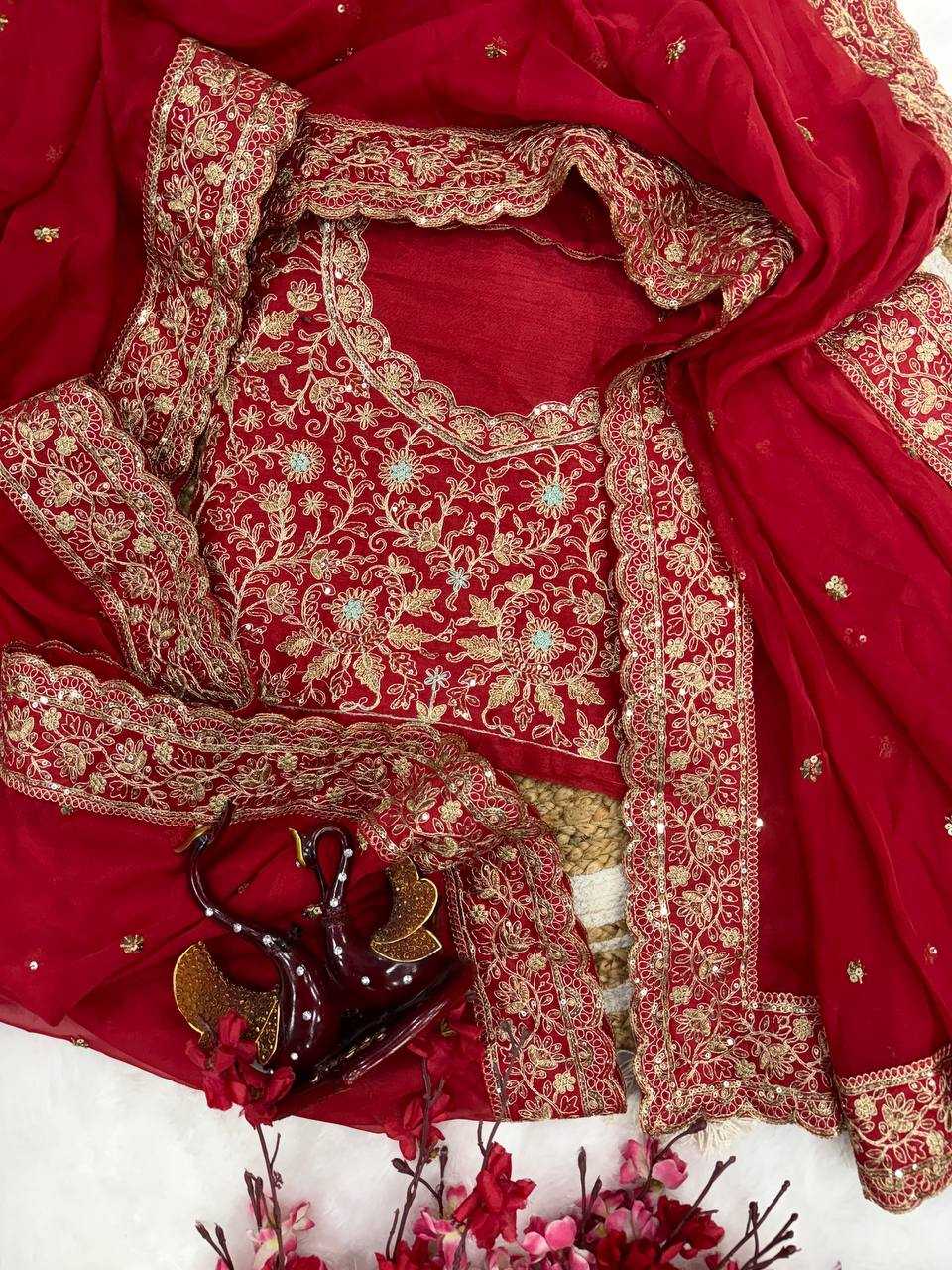 Tabby Silk  Designer Saree Outfits