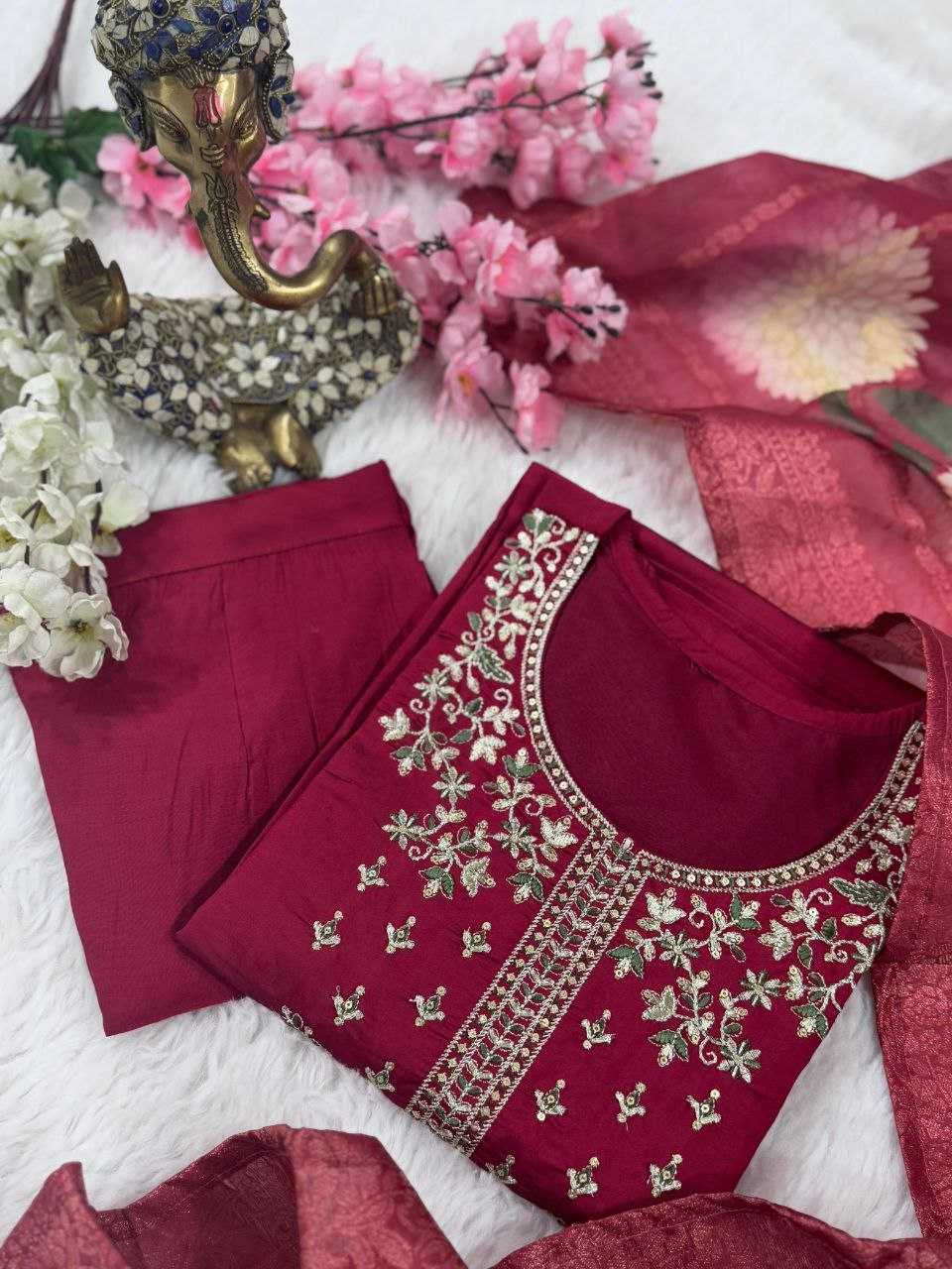 Viscose Chander Kurti Bottom With Dupatta