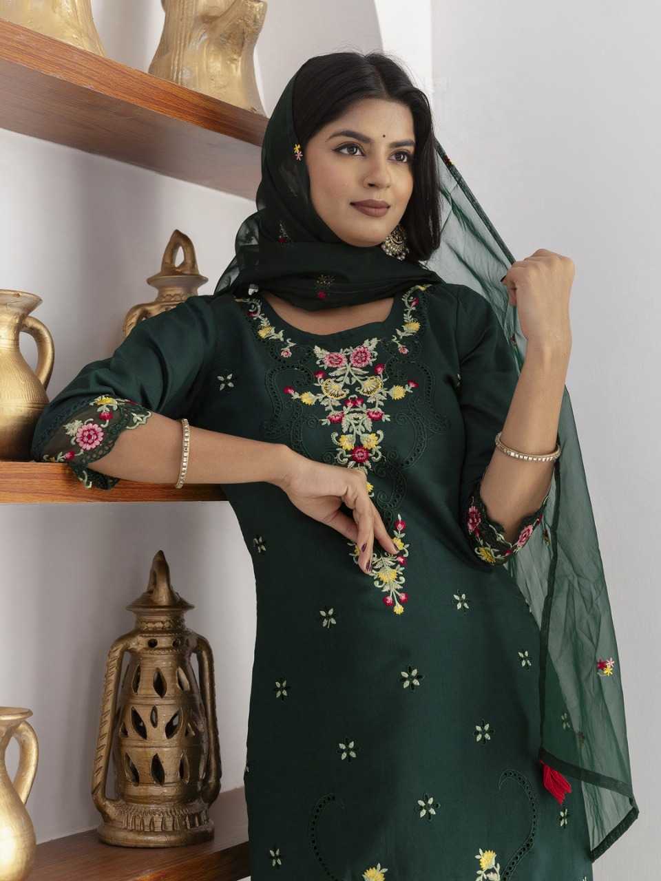 Viscose  Ladies Silk Suit