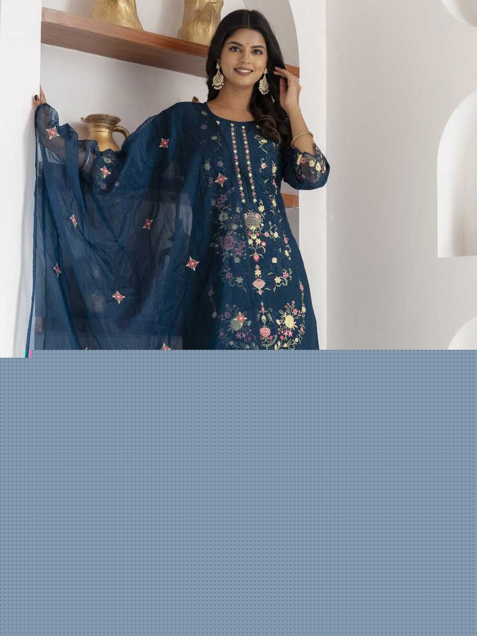 Viscose  Ladies Silk Suit