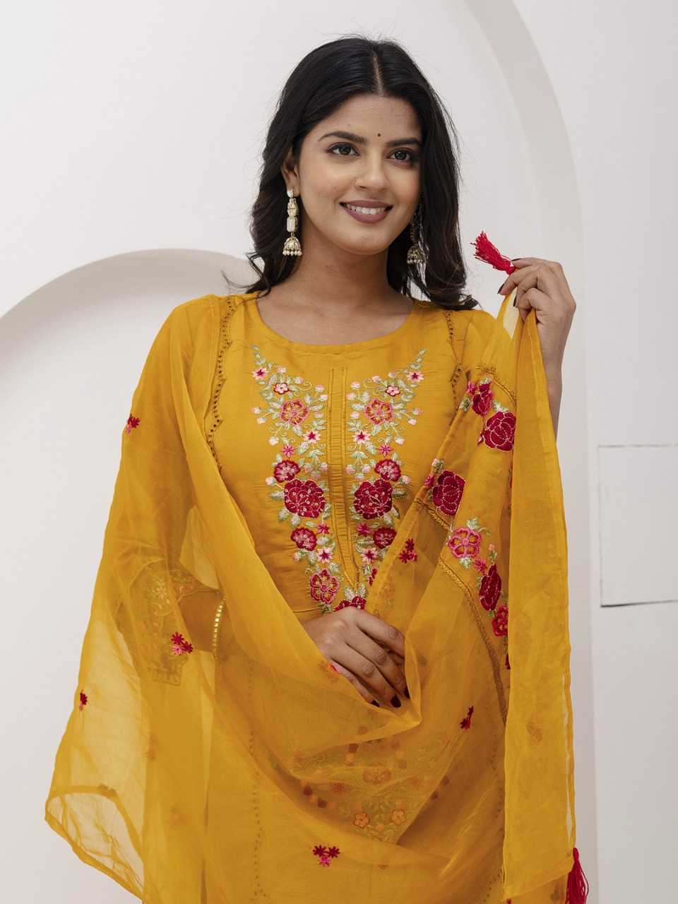 Viscose  Ladies Silk Suit