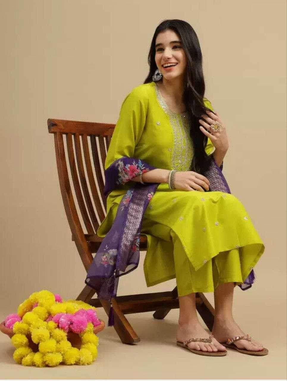 Viscose Kurti With Pants - MYLUXURY LANE ENTERPRISE
