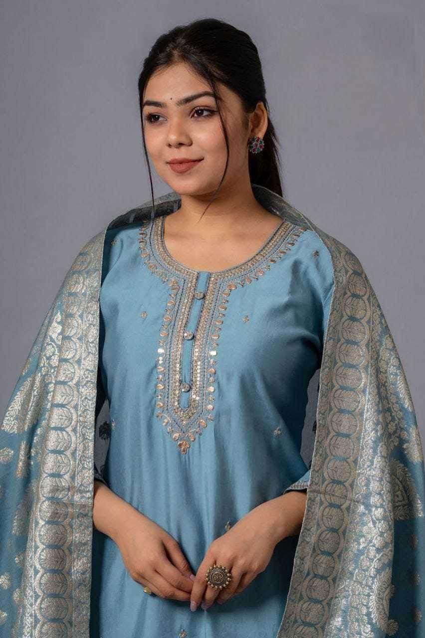 Viscose Embroidered Kurti Set - MYLUXURY LANE ENTERPRISE