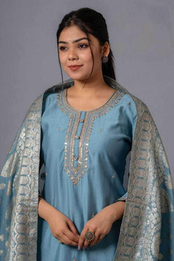 Viscose Embroidered Kurti Set - MYLUXURY LANE ENTERPRISE